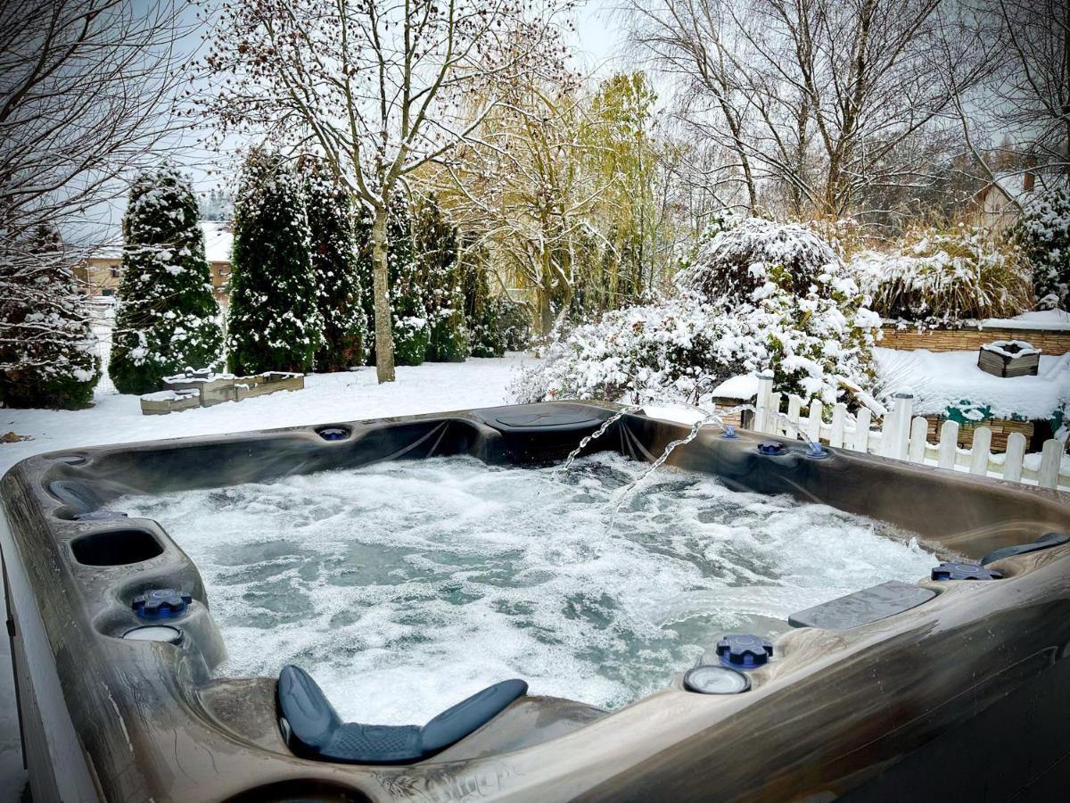 Villa 200M2 Avec Piscine Chauffee & Spa & Sauna & Kota-Grill Laval-sur-Vologne Екстер'єр фото
